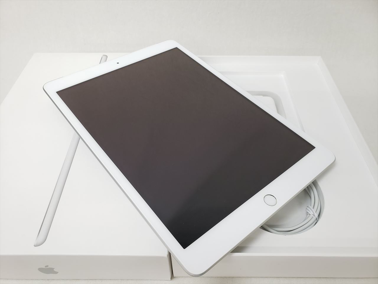 iPad（第7世代/2019） Cellular 32GB シルバー /MW6C2J/A softbank 各
