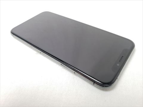 iPhoneXS 256GB スペースグレイ /MTE02J/A au 各サイトで併売につき
