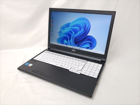 LIFEBOOK A5513/M （i5-1345U/15.6/4GB/SSD256GB/W11/WPS Office2） 各サイトで併売につき売切れのさいはご容赦願います。