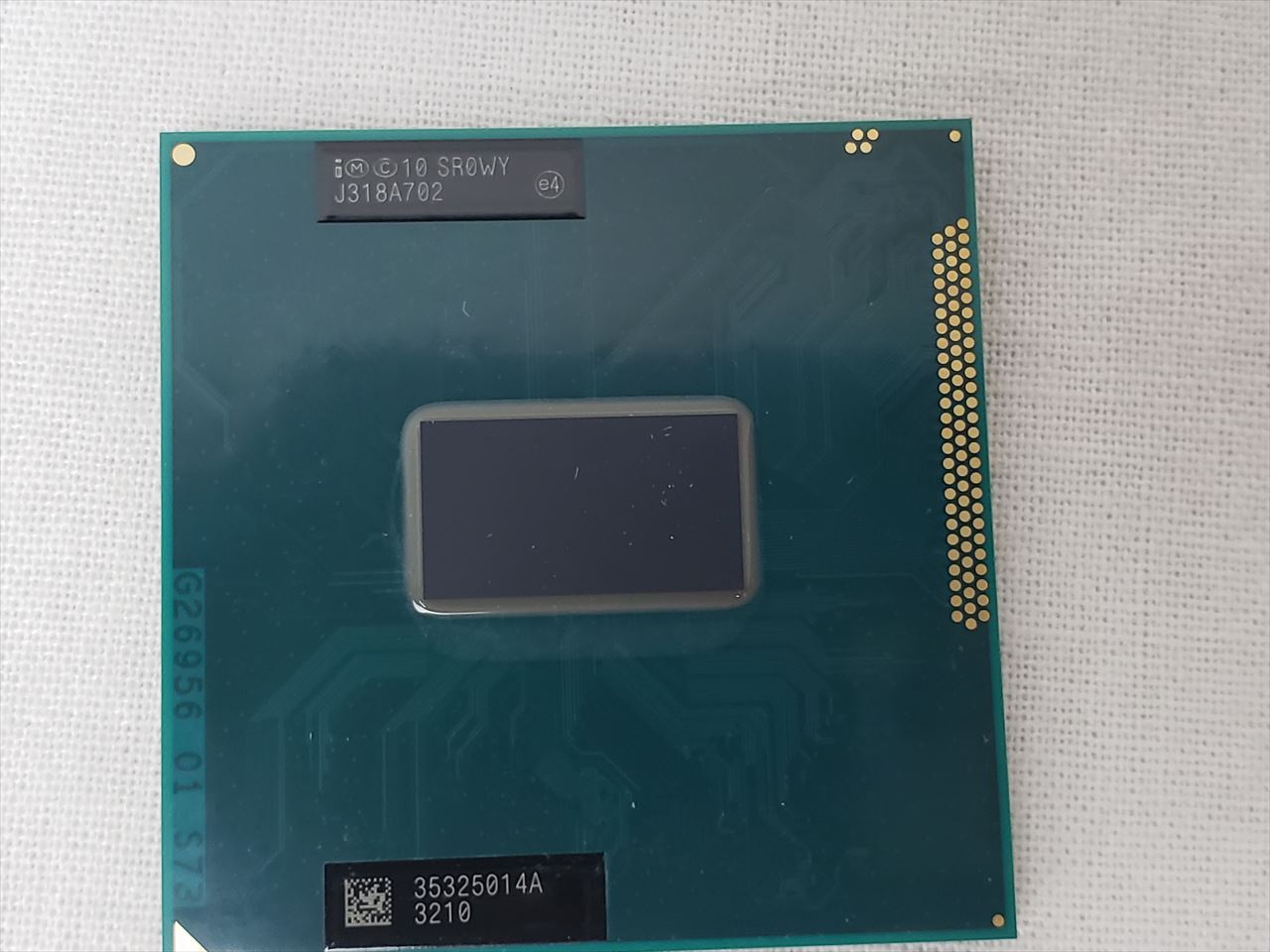 Core i5 3230M バルク (2.60GHz/TB 3.20GHz/3MB/2C 4T/HD4000/35W) 各サイトで併売につき ...