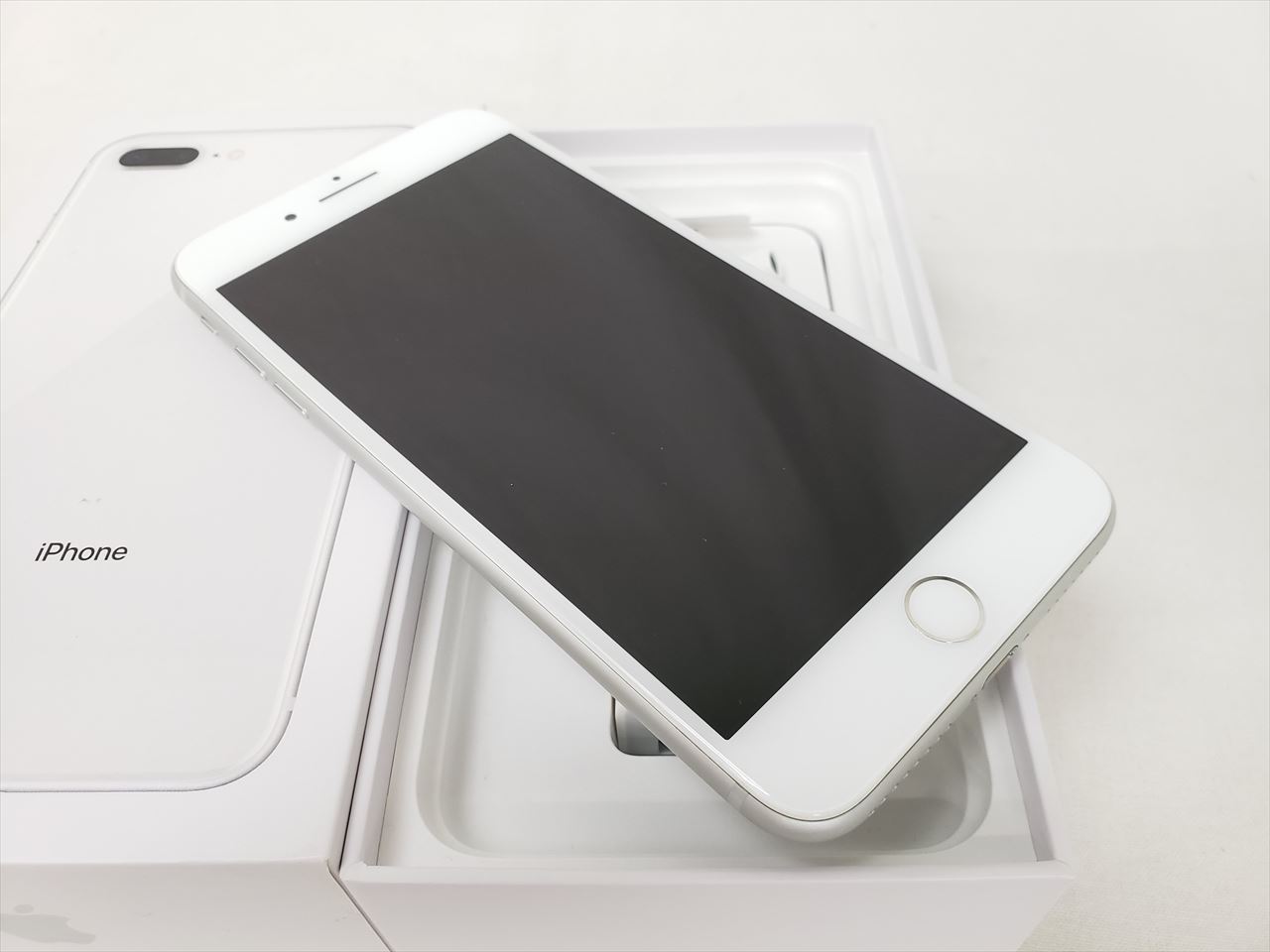 iPhone 8Plus 64GB シルバー /MQ9L2J/A softbank 【SIMロック解除品