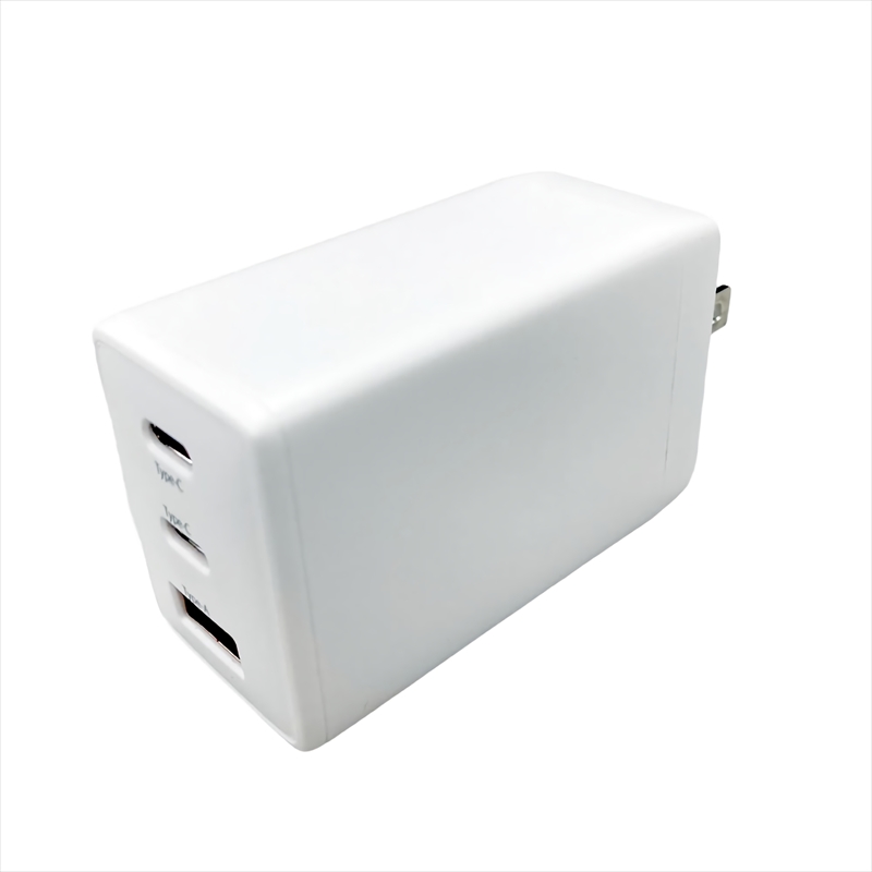 HD-AC3P65WH HIDISC PD65W USB充電器 3台同時に急速充電できる