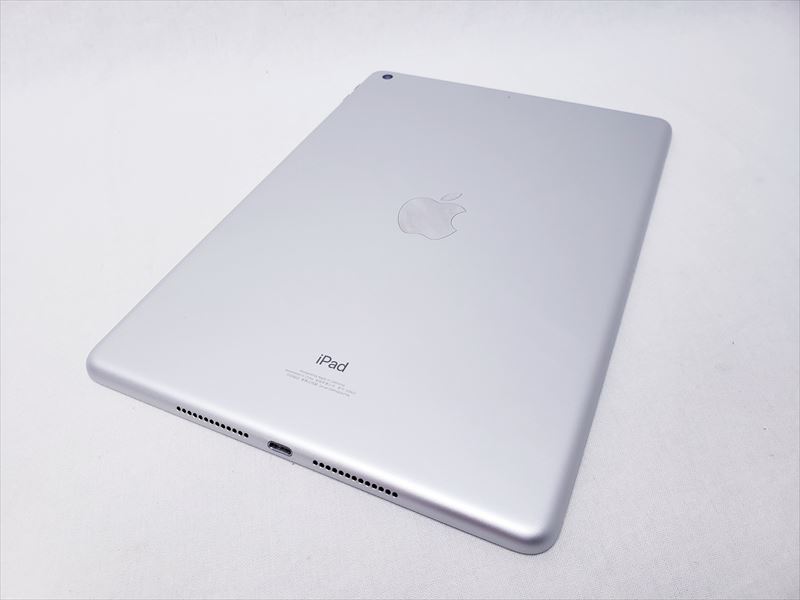 iPad しぶい 第9世代 64GB シルバー MK2L3CH/A Wi-fi