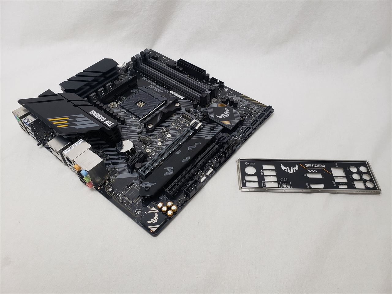 TUF GAMING B550M-PLUS 各サイトで併売につき売切れのさいはご容赦願います。 | ATX | AMD SocketAM4 |  マザーボード | PCパーツと自作パソコン・組み立てパソコンの専門店 | 1's PCワンズ