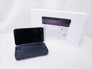 AYANEO FLIP KB （Ryzen7-7840U/5.5/32GB/2TB） ブラック 各サイトで併売につき売切れのさいはご容赦願います。