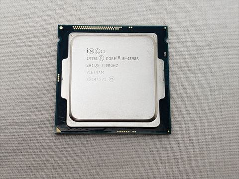 Core i5-4590S バルク (3.00GHz/ターボブースト時3.70GHz/4-core 4-thread/L2=256kB x4 L3=6MB/TDP65W) 各サイトで併売につき売切れのさいはご容赦願います。