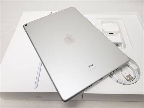 iPad Air （第3世代/2019） Wi-Fi 256GB シルバー /MUUR2ZP/A 各サイトで併売につき売切れのさいはご容赦願います。