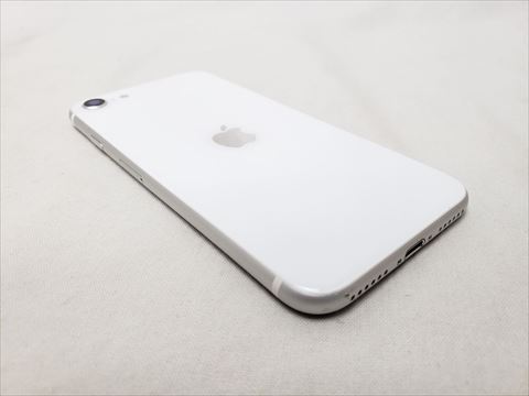 iPhoneSE （第2世代） 128GB ホワイト /MHGU3J/A docomo 【SIMロック解除品】 各サイトで併売につき売切れのさいはご容赦願います。